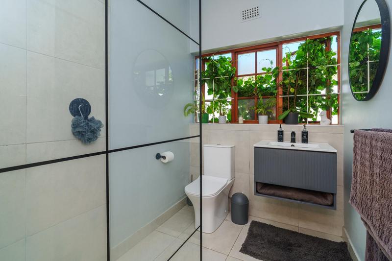 3 Bedroom Property for Sale in Harfield Village Western Cape